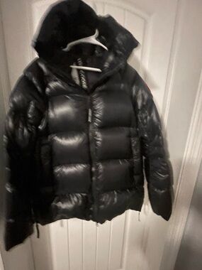 Canada Goose Black Shiny Quilted Puffer Jacket